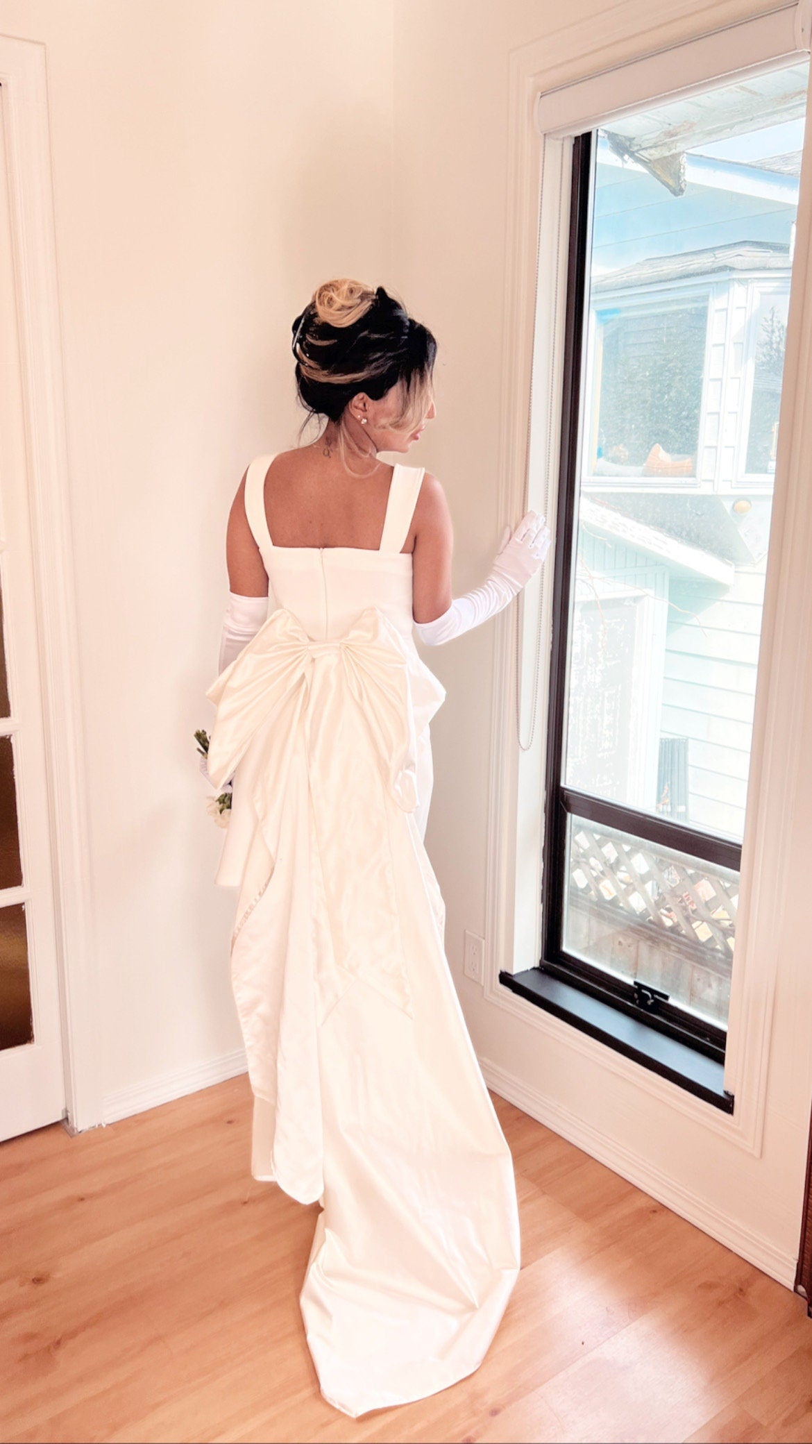 Satin Detachable Bridal Dress Terrain